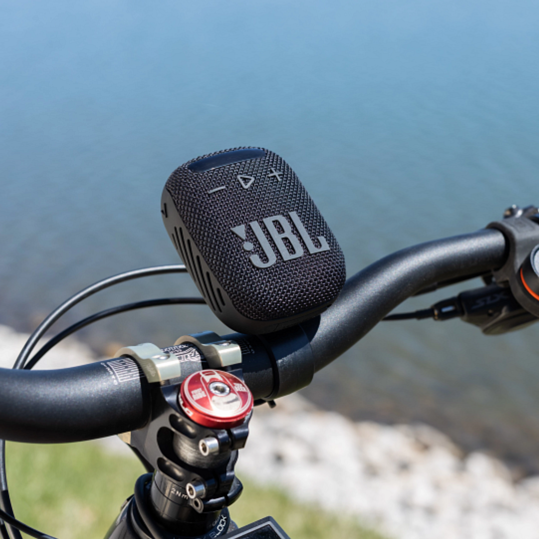 Sumérgete en el Sonido JBL Wind 3, Elegancia y Potencia